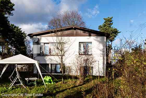 Земля в собственности, частный дом, новостройка, поменянное покрытие крыши, Rīga