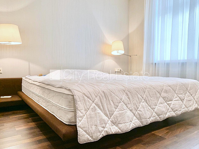 Jaunceltne, labiekārtots apzaļumots pagalms, pazemes autostāvvieta, pagalmā bērnu spēļu Rīga - foto 8