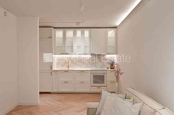 Реновированный дом, благоустроенный озеленённый двор, закрытый двор, одна Рига