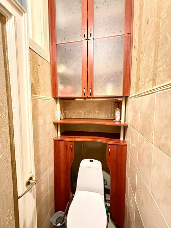 Фасадный дом, благоустроенная озеленённая территория, закрытый двор, закрытая Рига - изображение 10