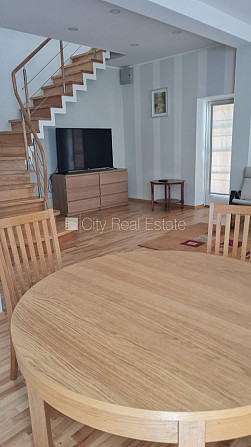 Реновированный дом, благоустроенная озеленённая территория, территория Юрмала - изображение 9