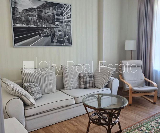 Реновированный дом, благоустроенная озеленённая территория, территория Юрмала - изображение 2