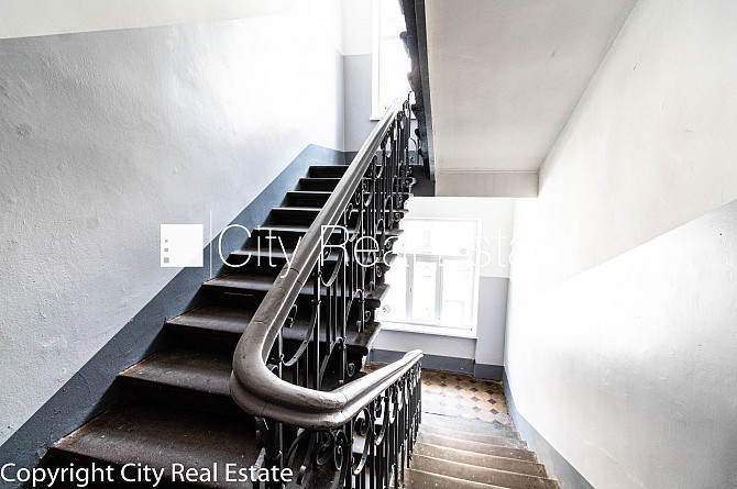 Pagalma ēka, renovēta māja, slēgts pagalms, iespēja nomāt autostāvvietu, ieeja no ielas, Rīga - foto 13