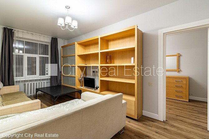 Pagalma ēka, labiekārtota apzaļumota teritorija, vieta automašīnai, istabas izolētas 2 gab., Rīga - foto 4