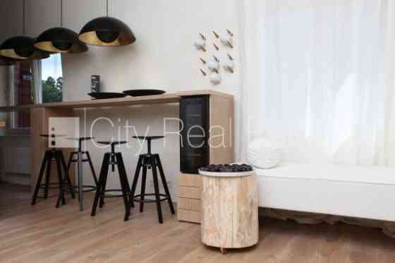 Фасадный дом, количество квартир в здании 12 шт., поменянное покрытие крыши, Юрмала