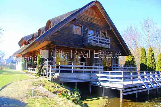 Продается недвижимость вместе с бизнесом, земля в собственности, усадьба, Rīga