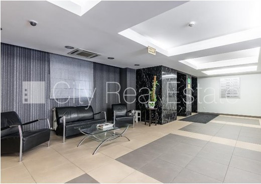 Fasādes māja, restaurēta māja, apsargāta teritorija, ieeja no ielas, ir lifts, kāpņu telpa Rīga - foto 6