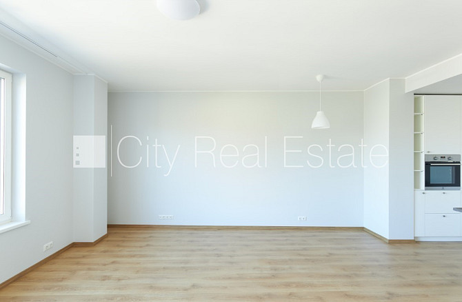 Jaunceltne, labiekārtots apzaļumots pagalms, iespēja nomāt autostāvvietu, pazemes Rīga - foto 3