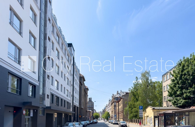 Jaunceltne, labiekārtots apzaļumots pagalms, iespēja nomāt autostāvvietu, pazemes Rīga - foto 11