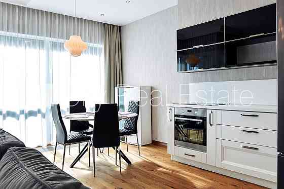 Земля в собственности, новостройка, благоустроенная озеленённая территория, Юрмала