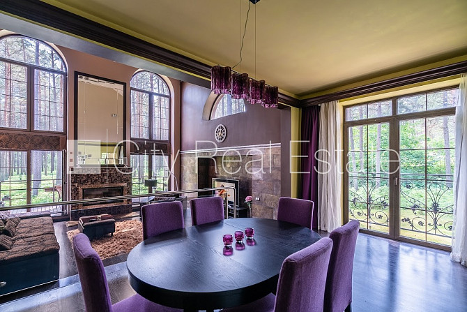 Частный дом, благоустроенный озеленённый двор, въездные ворота оснащены Юрмала - изображение 5