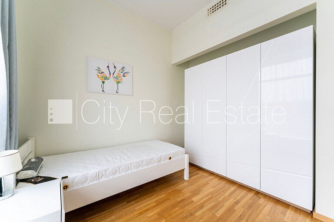 Jaunceltne, fasādes māja, labiekārtota apzaļumota teritorija, slēgts pagalms, teritorijas Rīga - foto 14