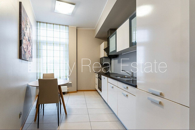 Jaunceltne, fasādes māja, labiekārtota apzaļumota teritorija, slēgts pagalms, teritorijas Rīga - foto 6