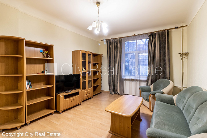 Pagalma māja, labiekārtota apzaļumota teritorija, ieeja no pagalma, guļamistabu skaits 1 gab., Rīga - foto 6