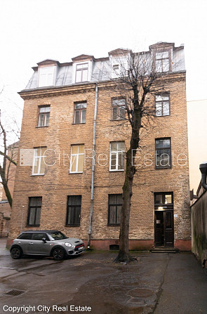 Pagalma māja, labiekārtota apzaļumota teritorija, ieeja no pagalma, guļamistabu skaits 1 gab., Rīga - foto 17