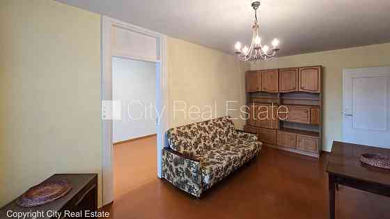 Лестничная клетка после косметического ремонта, лоджия, изолированные комнаты 2 Rīga