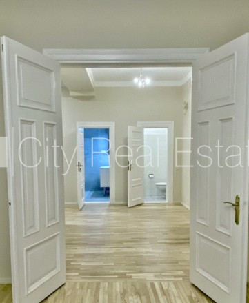 Pagalma ēka, ieeja no pagalma, ir lifts, sauna, guļamistabu skaits 3 gab., viesistaba, sporta Rīga - foto 8