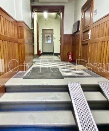 Pagalma ēka, ieeja no pagalma, ir lifts, sauna, guļamistabu skaits 3 gab., viesistaba, sporta Rīga - foto 16