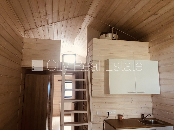 Новостройка, благоустроенная озеленённая территория, широкий вид из окна, Рига - изображение 16