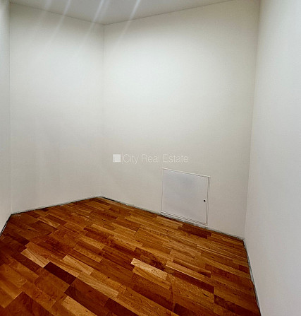 Fasādes māja, renovēta māja, labiekārtota apzaļumota teritorija, slēgts pagalms, vieta Rīga - foto 16