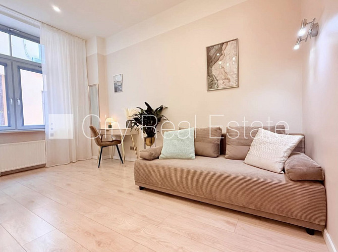 Renovēta māja, slēgts pagalms, ir lifts, kāpņu telpa pēc kapitālā remonta, studio tipa, Rīga - foto 1