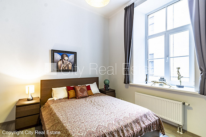 Здание во дворе, реновированный дом, закрытый двор, вход со двора, бельэтаж, Рига - изображение 11