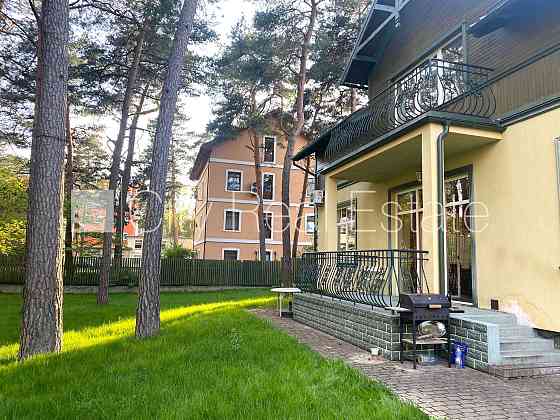 Благоустроенная озеленённая территория, закрытая территория, гараж на одну Юрмала