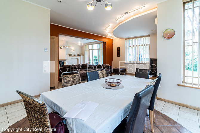 Благоустроенная озеленённая территория, закрытая территория, гараж на одну Юрмала - изображение 10