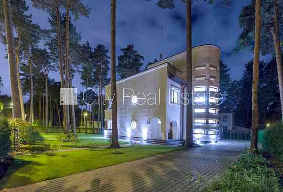 Земля в собственности, реновированный дом, поменянное покрытие крыши, кирпичные Rīga