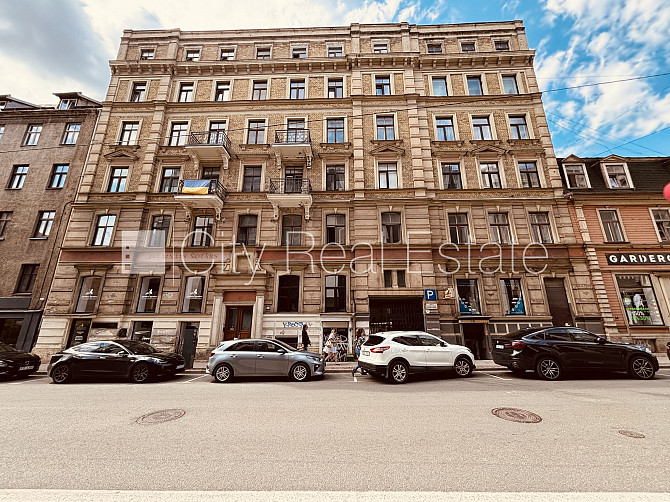 Zeme īpašumā, logi vērsti mājas abās pusēs, plašs skats no loga, gaisa kondicionēšanas Rīga - foto 12