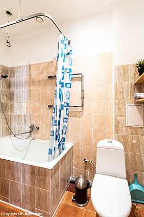 Pagalma māja, apsargāts pagalms, ieeja no pagalma, ir lifts, viena istaba izolēta, virtuve, Rīga - foto 13