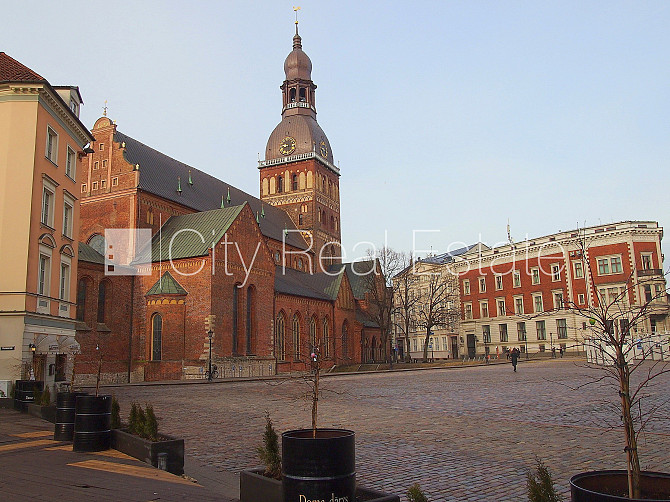 Fasādes māja, renovēta māja, ieeja no pagalma, luksuss apartamenti , ir lifts, kāpņu telpa Rīga - foto 12