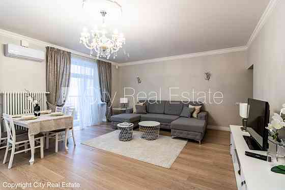 Проект - Residence Lumiere (Ресиденце Лумиере), фасадный дом, реновированный дом, закрытый Рига