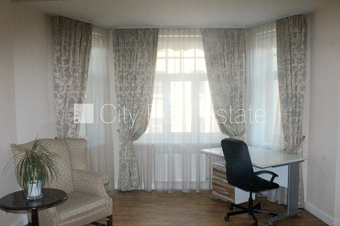 Фасадный дом, реновированный дом, закрытый двор, вход с улицы и со двора, лифт, Рига - изображение 2