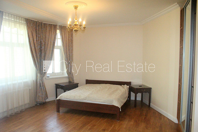 Фасадный дом, реновированный дом, закрытый двор, вход с улицы и со двора, лифт, Рига - изображение 9