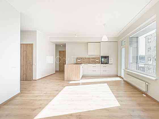 Здание во дворе, реновированный дом, закрытая территория, возможность аренды Рига