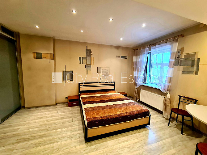 Fasādes māja, bezmaksas stāvvieta pagalmā, ieeja no pagalma, logi vērsti uz pagalma pusi, Rīga - foto 10