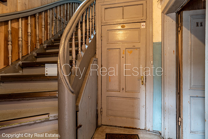 Pagalma ēka, slēgta teritorija, iežogota teritorija ar metāla sētu, garāža vienai Rīga - foto 20