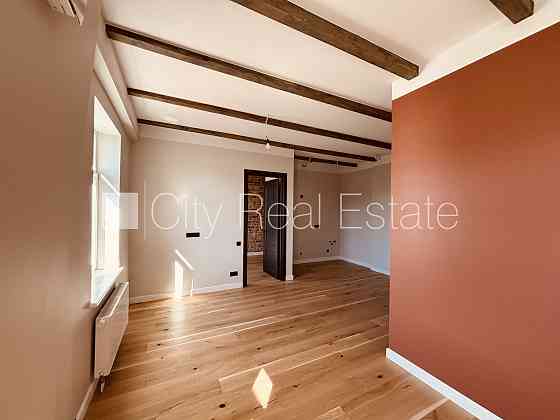 Освобождена, фото сделано во время ремонта, в проекте ещё доступны квартиры, до Rīga