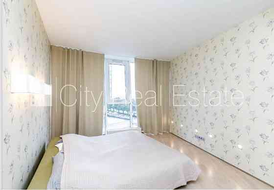 Проект - Centra Nams (Центра Намс), благоустроенный озеленённый двор, закрытый двор, Rīga