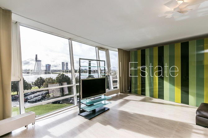 Projekts - Centra Nams, labiekārtots apzaļumots pagalms, slēgts pagalms, vieta automašīnai, Rīga - foto 3