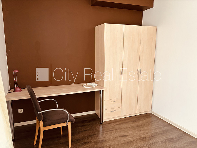 Fasādes māja, renovēta māja, teritorijas iebrauktuves vārti aprīkoti ar automatizētu Rīga - foto 6