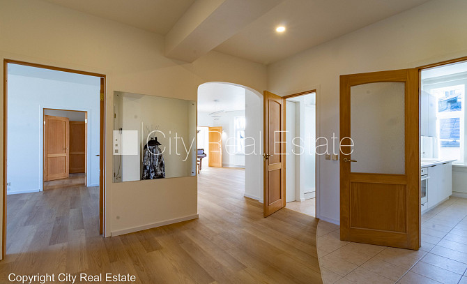 Fasādes māja, renovēta māja, viena kvadrātmetra apsaimniekošanas maksa mēnesī  0,93 EUR, Rīga - foto 7