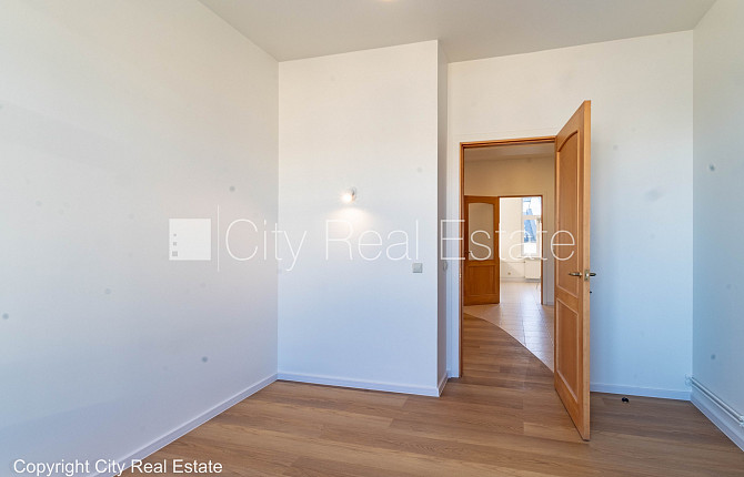 Fasādes māja, renovēta māja, viena kvadrātmetra apsaimniekošanas maksa mēnesī  0,93 EUR, Rīga - foto 9