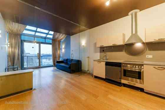 Продается 2-х комнатная квартира общей площадью 82,8 м (внутренняя площадь 65,3 м, Rīga