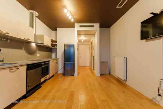 Продается 2-х комнатная квартира общей площадью 82,8 м (внутренняя площадь 65,3 м, Rīga