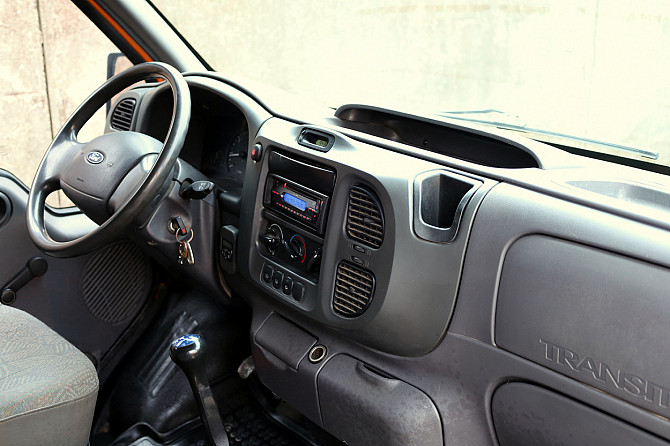 Ford Transit 330M Kombi Passenger 2.4 TDCi 66kW Таллин - изображение 5