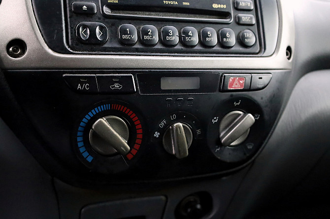 Toyota RAV4 Linea Sol 4x4 A-C 2.0 D-4D 85kW Таллин - изображение 8