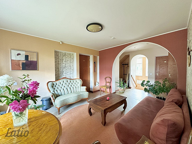 Tiek pārdots lielisks īpašums, izcilā vietā pašā Siguldas centrā, kuru pēc saviem ieskatiem radoši a Cигулда - изображение 3