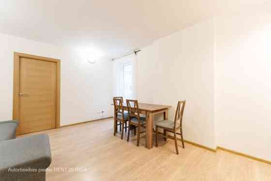 В аренду предлагается 2-комнатная квартира в новом проекте.  Квартира оборудована Рига